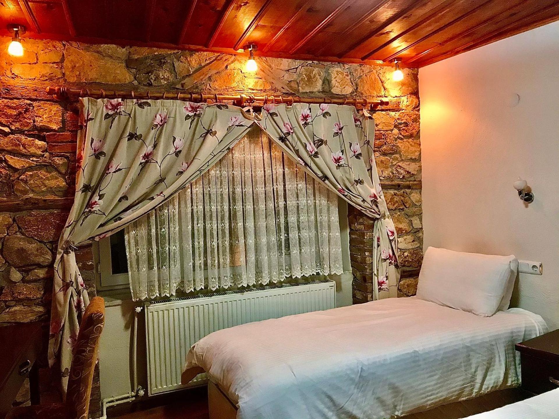 Fulya Pension Egirdir Exterior photo